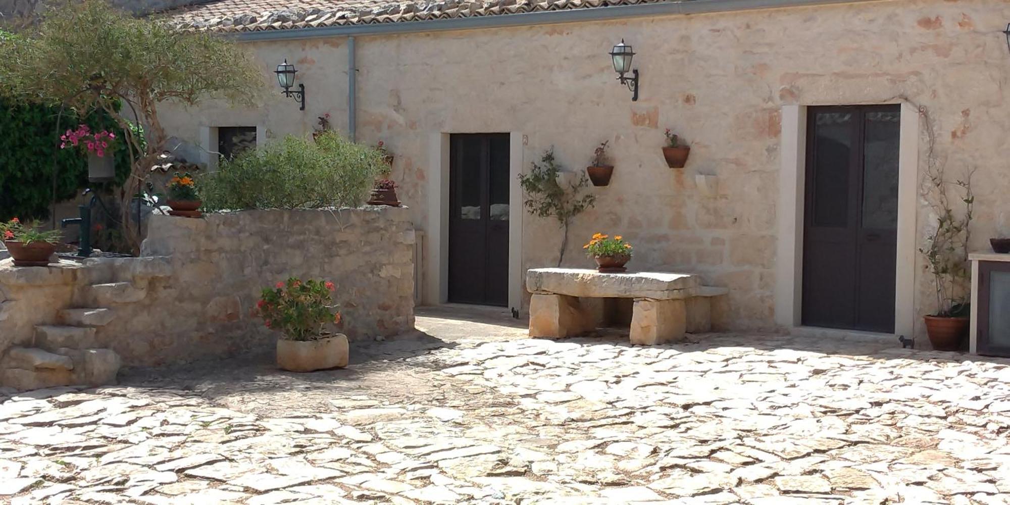 I Dammusi Villa ซานตาโกรเชกาเมรีนา ภายนอก รูปภาพ